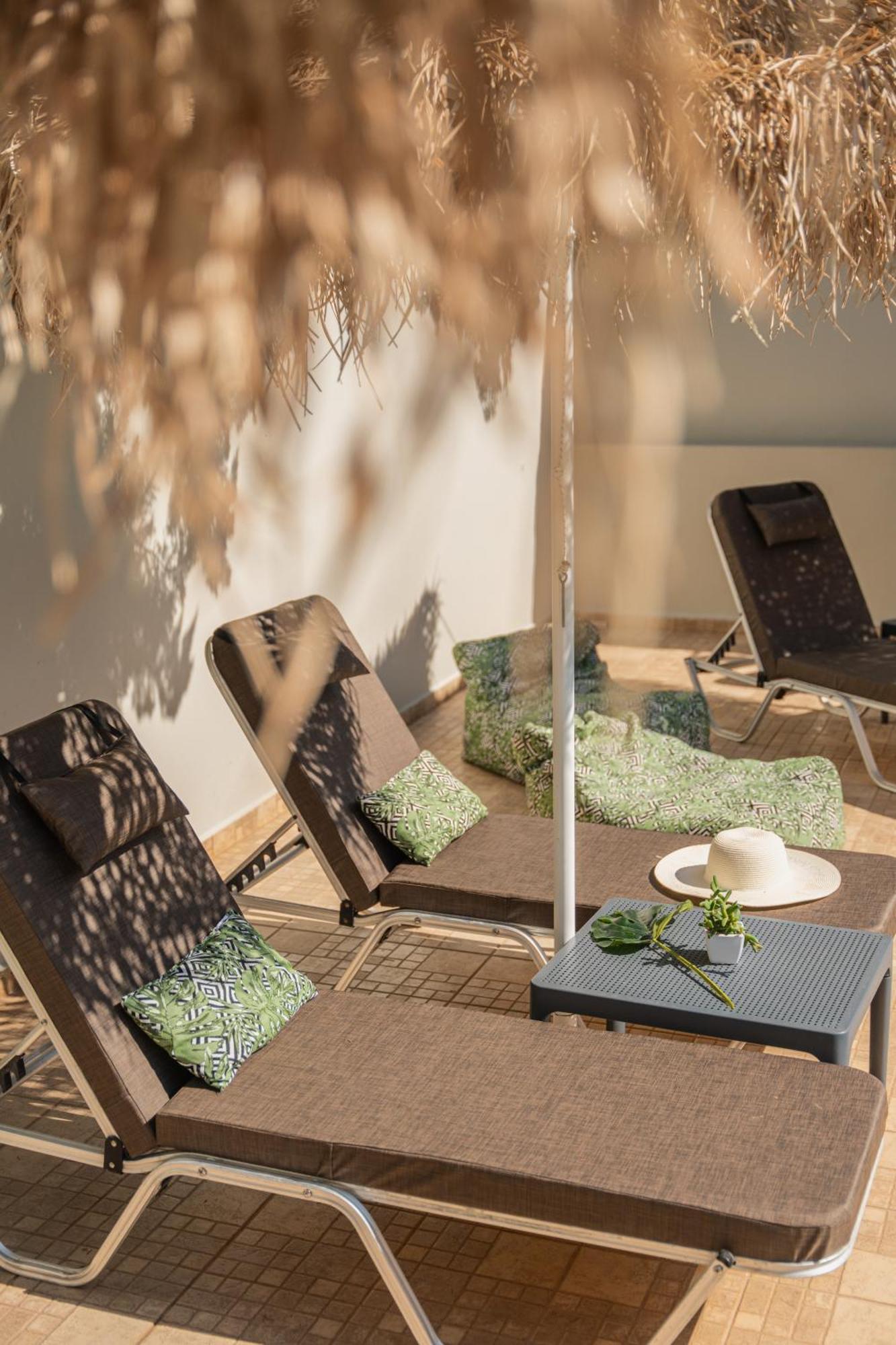 Natali Apartments มาเลีย ภายนอก รูปภาพ
