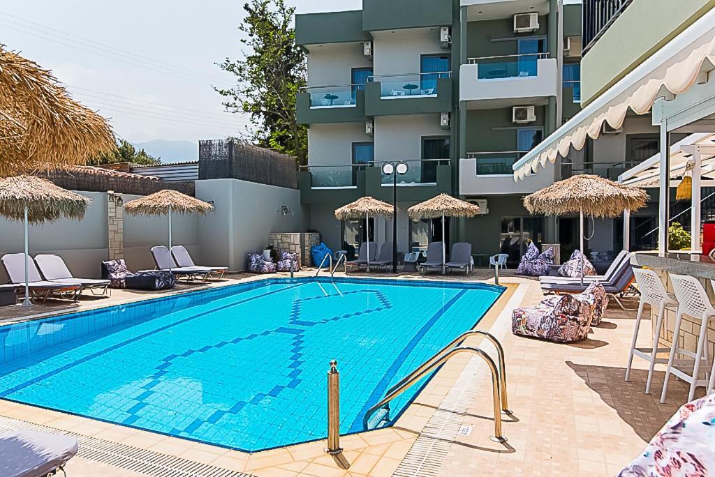 Natali Apartments มาเลีย ภายนอก รูปภาพ